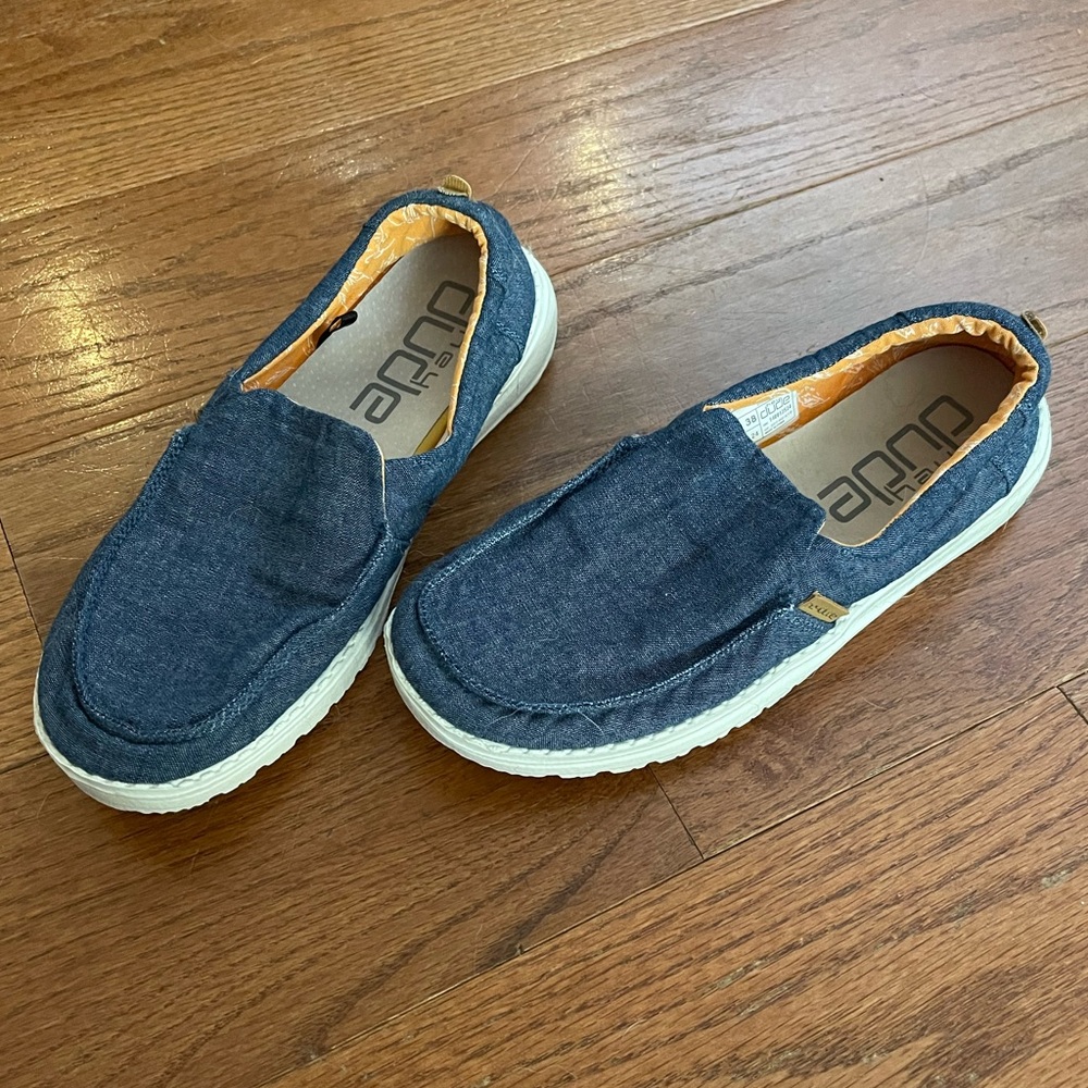 NWOT Demin Hey Dude shoes